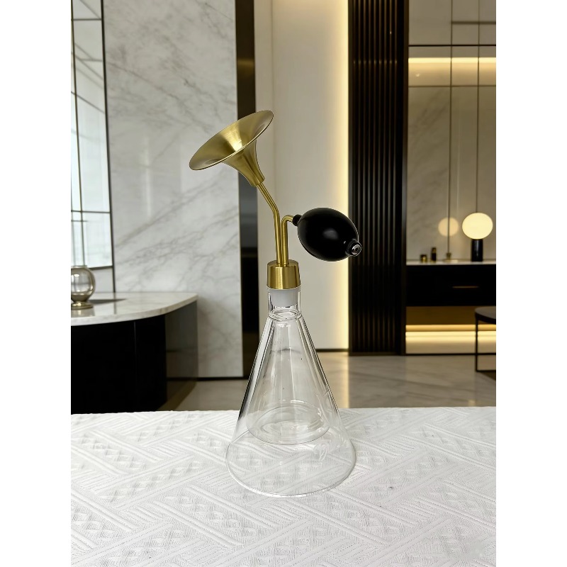 Wall‑Hung Fragrance Sampling V - Perfume In Fragrance Shop 评论和价格