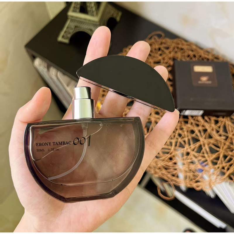 Woody Arabian Dubai Perfume Or - Perfume Fragrance Dubai 评论和价格
