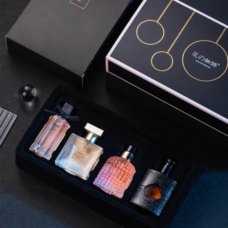 Women’s Perfume Gift Set of 4  - Perfume Fragrance Samples 评论和价格