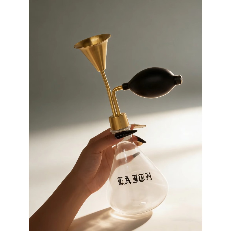 Golden‑Head Glass Smelling Bot - Perfume In Fragrance Shop 评论和价格